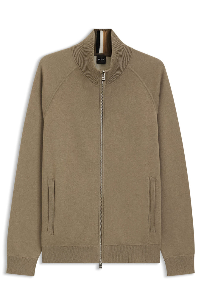 HUGO & BOSS - Nýtt - 2025-11-25T235216.863.jpg