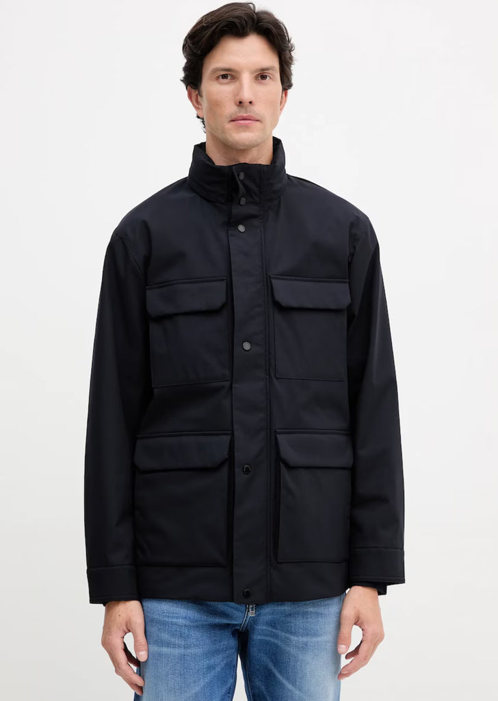 Armani (15).jpg