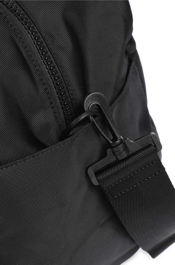 HUGO & BOSS - Nýtt - 2025-11-23T160826.864.jpg