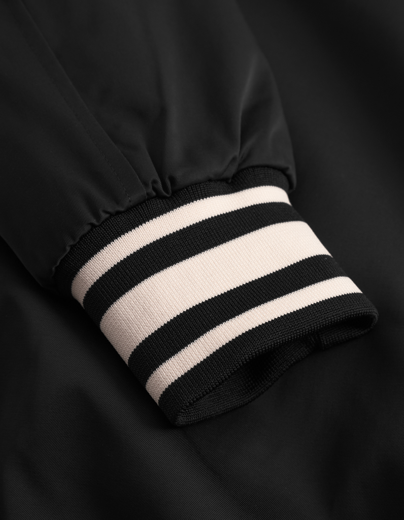 1000386_100-Black_1342.png
